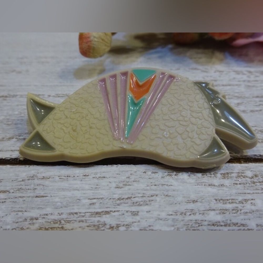 Armadillo Brooch
